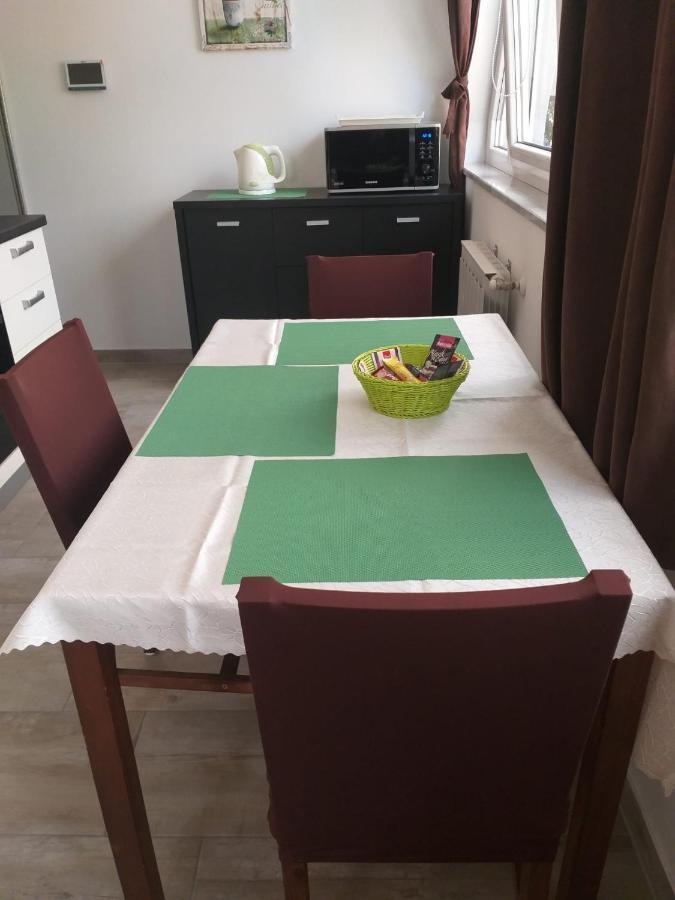 Apartments Battistutti - Free Private Parking 자그레브 외부 사진